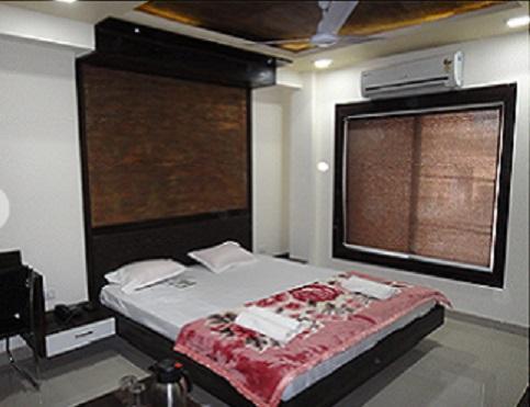 City Surya Hotel Gaya Exterior photo